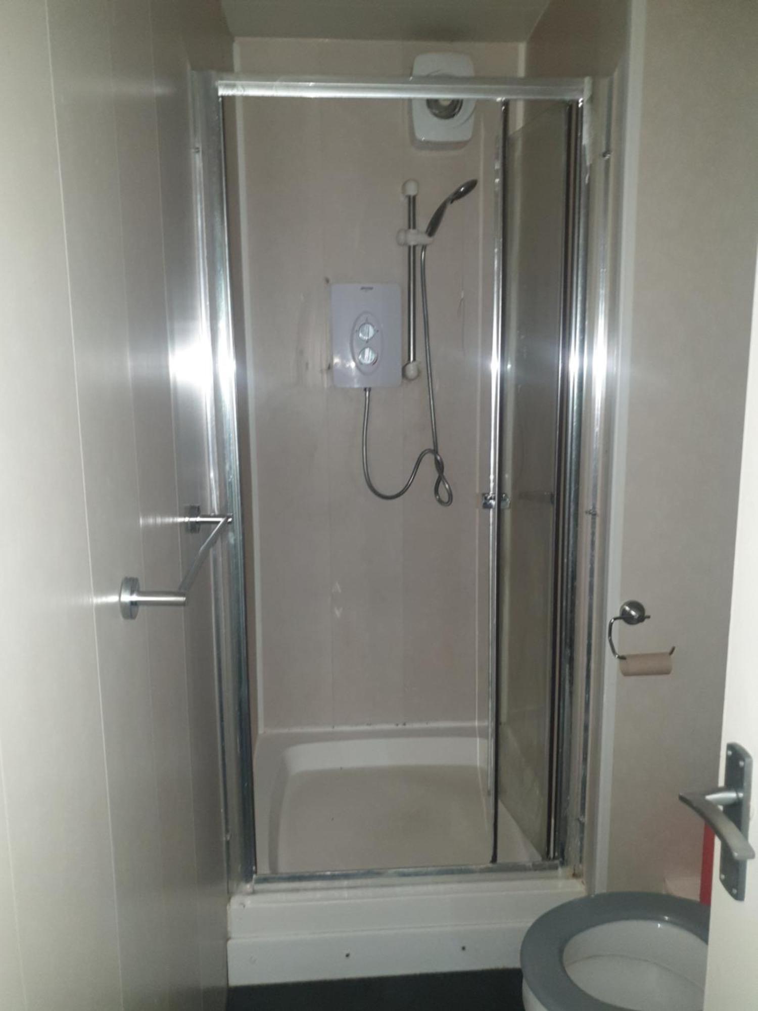 Mother-In-Law Guest House Hotel Leeds Leeds  Esterno foto